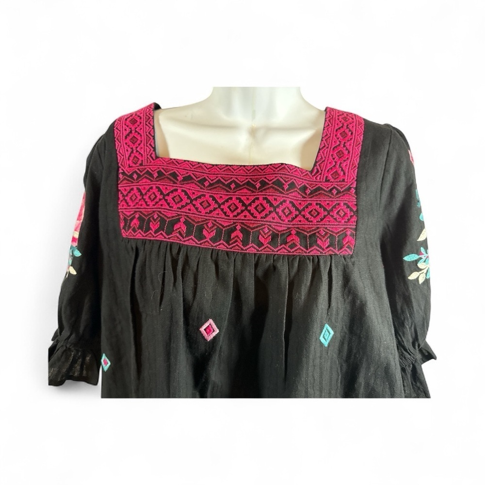 Savanna Jane Women's Black Floral Embroidered Blouse Size M - Picture 4 of 6